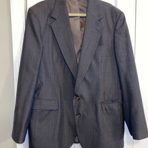 Haggar men’s size 44 gray suit